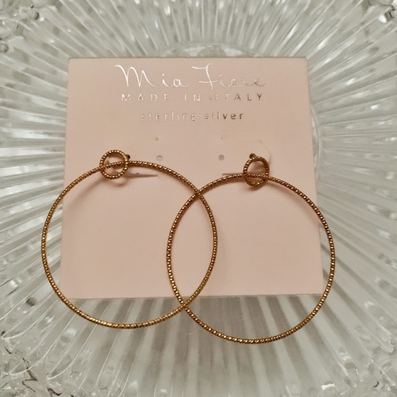 Mia Fiore Earrings - Picture 3 of 4